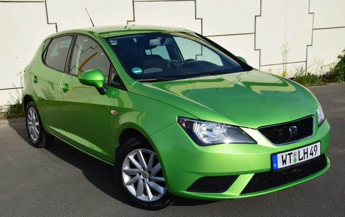 Seat Ibiza cena 27900 przebieg: 97000, rok produkcji 2013 z Gniezno małe 92